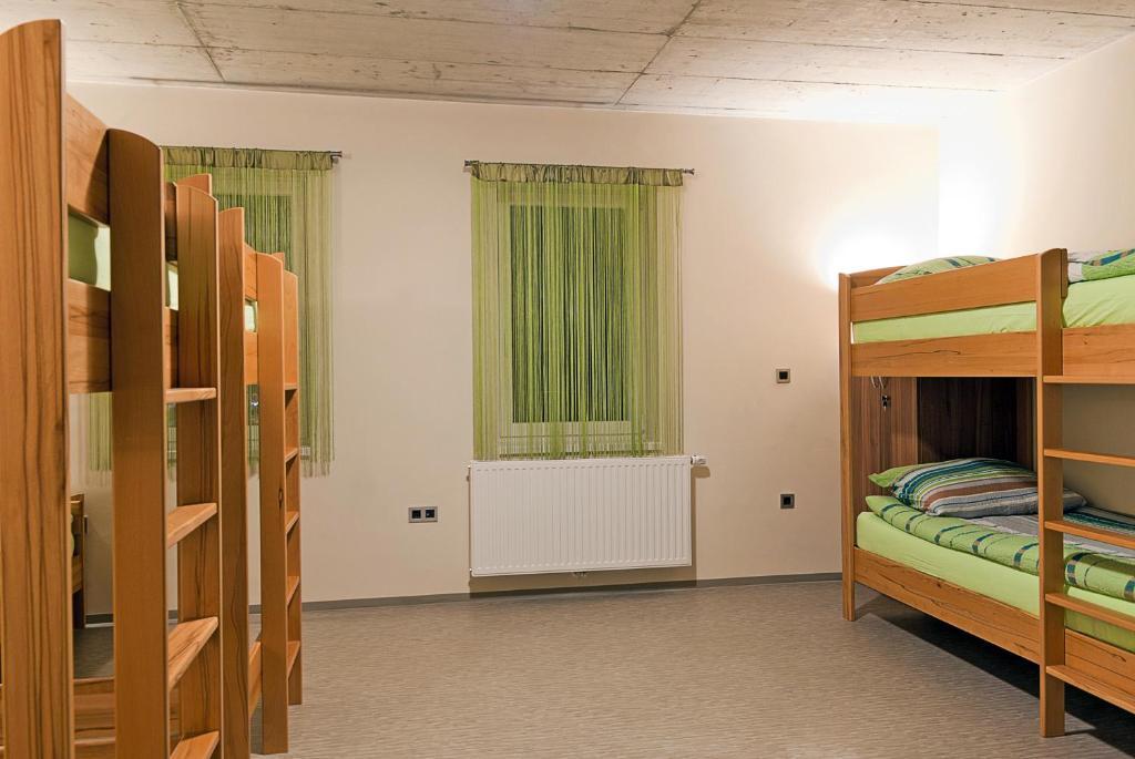 Hostel Plus Caffe Petrovče 객실 사진